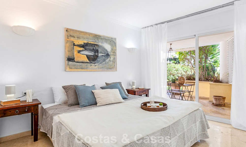 Woningen te koop in een prestigieus eerstelijns strandcomplex, New Golden Mile, Marbella - Estepona 805353