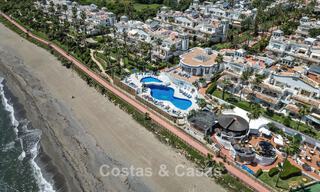Woningen te koop in een prestigieus eerstelijns strandcomplex, New Golden Mile, Marbella - Estepona 805397 