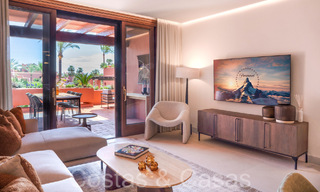 Exclusieve eerstelijnsstrand appartementen te koop, New Golden Mile, tussen Marbella en Estepona stad 795436 