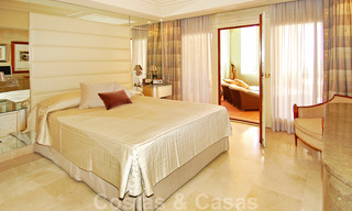 Luxe appartementen te koop, eerstelijnstrand complex, New Golden Mile, Marbella - Estepona 26959 