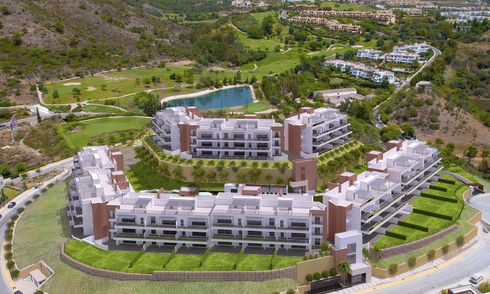 Instapklare moderne golf appartementen te koop in Marbella - Benahavis met zeezicht 30590