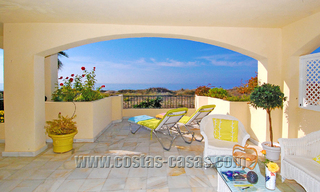 Eerstelijnsstrand appartement te koop in Marbella 42452 