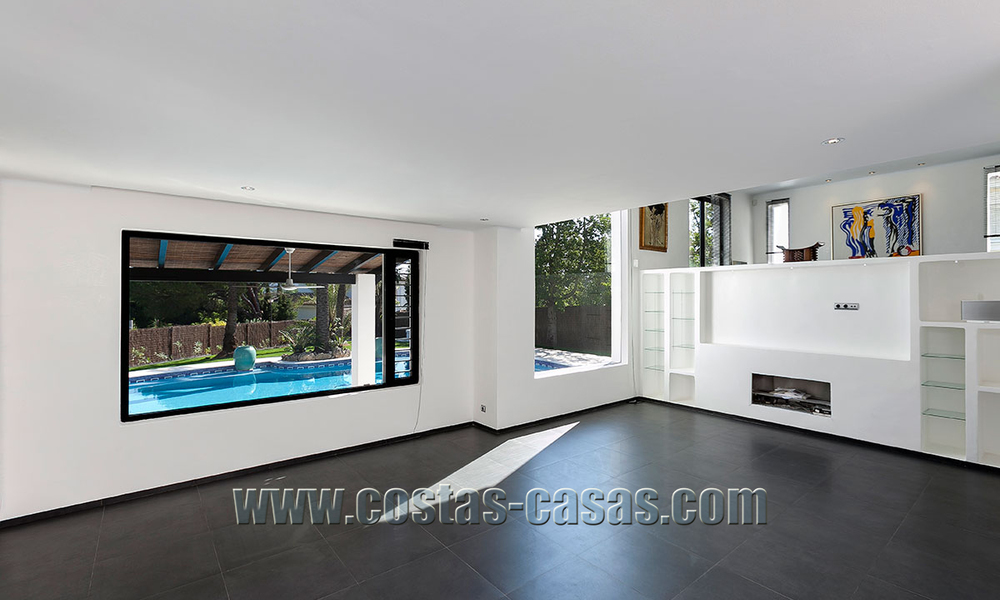 Moderne Andalusische villa te koop in Nueva Andalucia te Marbella 23393