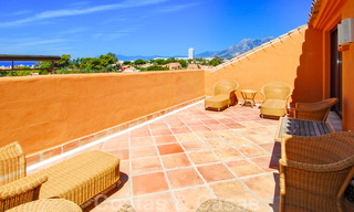 Luxe appartementen te koop in een prestigieuze strandwijk en exclusief complex, net ten oosten van de stad Marbella 22977 