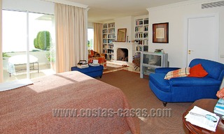 Luxe penthouse appartement te koop, eerstelijnstrand aan de New Golden Mile tussen Marbella en Estepona 13144 