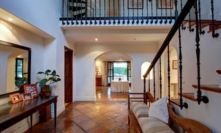 Luxe villa te koop op de Golden Mile in Marbella op wandelafstand van de strandboulevard en Puente Romano 5592 
