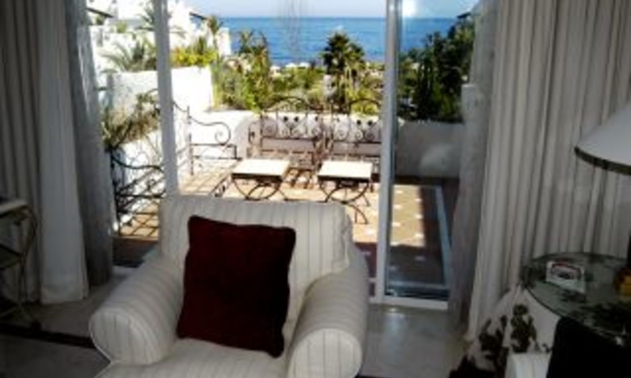 Beachfront appartement en Penthouse te koop, Puerto Banus Marbella 9