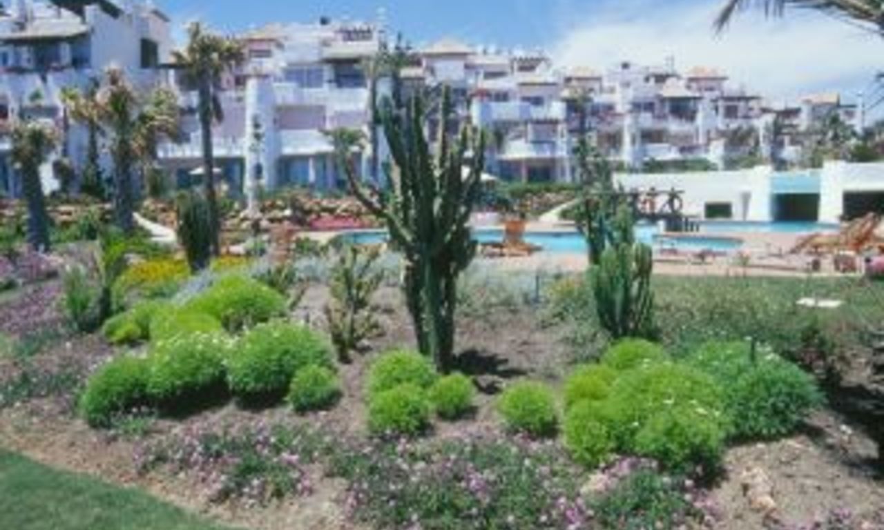 Beachfront appartement en Penthouse te koop, Puerto Banus Marbella 2